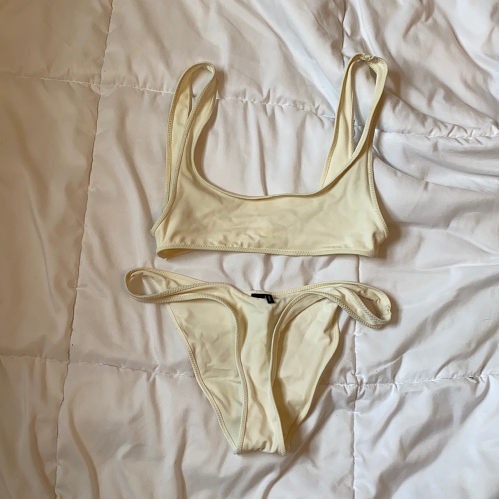 Triangl Kayla Bikini